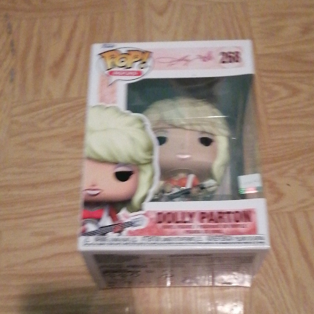 Dolly Parton Funko Pop
